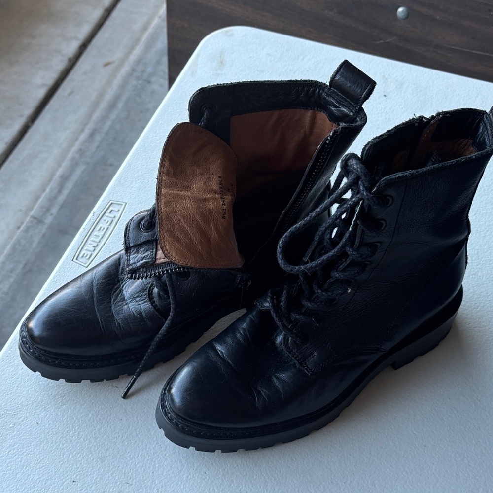 Frye Black Leather Women’s Boots